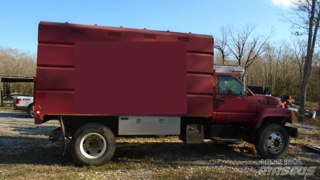 GMC C7500 Wood chip trucks