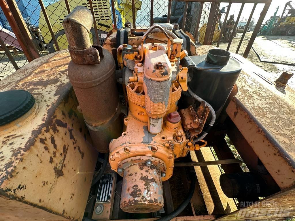 CASE Vibromax W50 Plate compactors