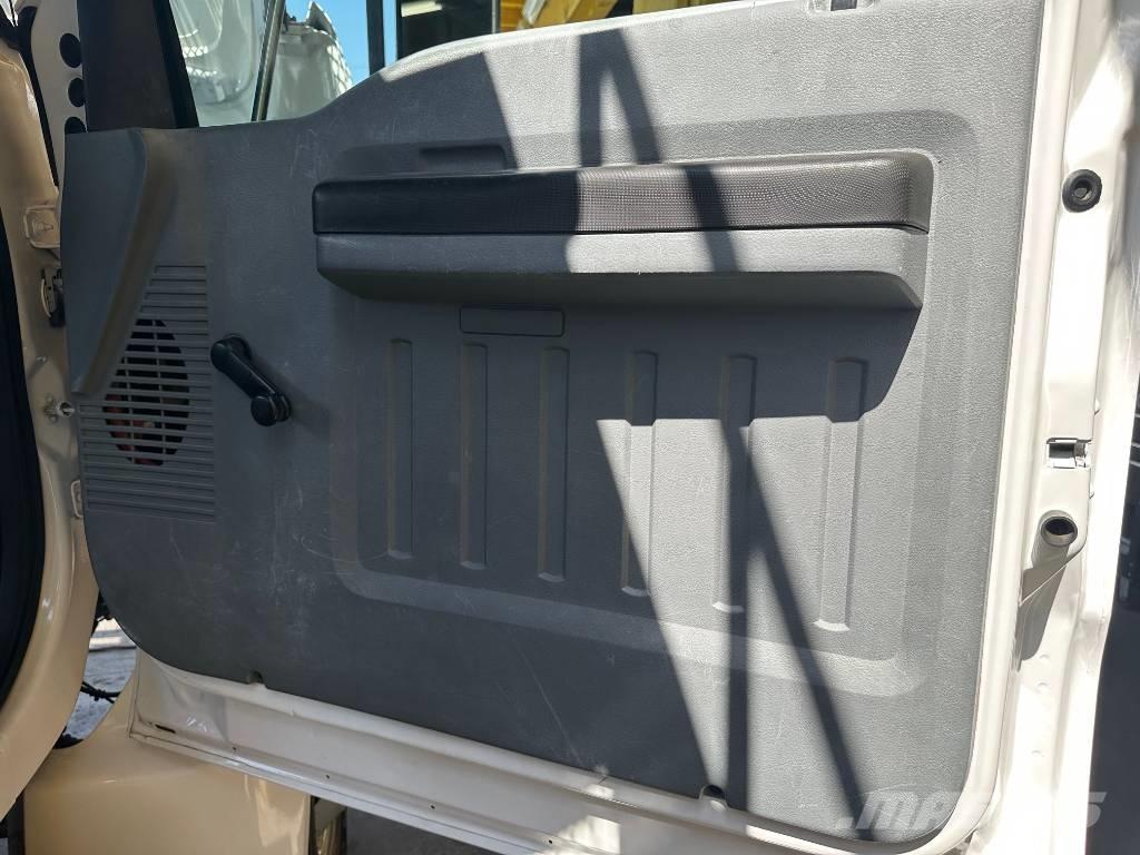 Ford F 750 SD Farm machinery