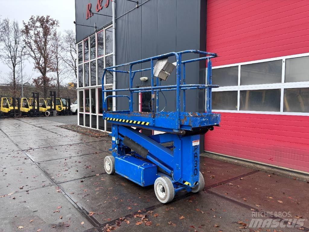 UpRight SL20 Scissor lifts
