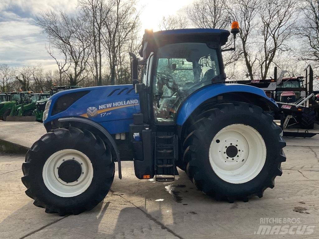 New Holland T 7.210 Tractors