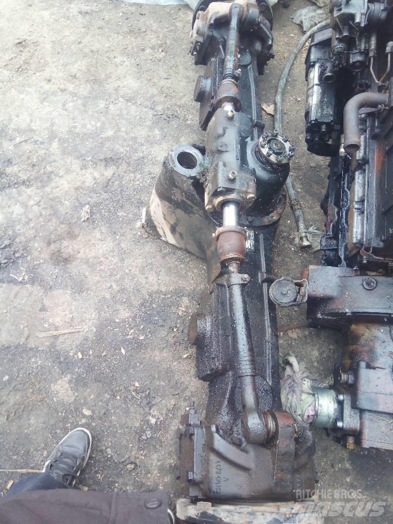 CAT M 320 Axles