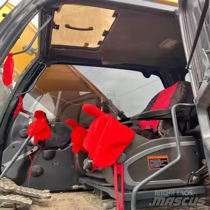 Hyundai 275LC-9 Crawler excavators