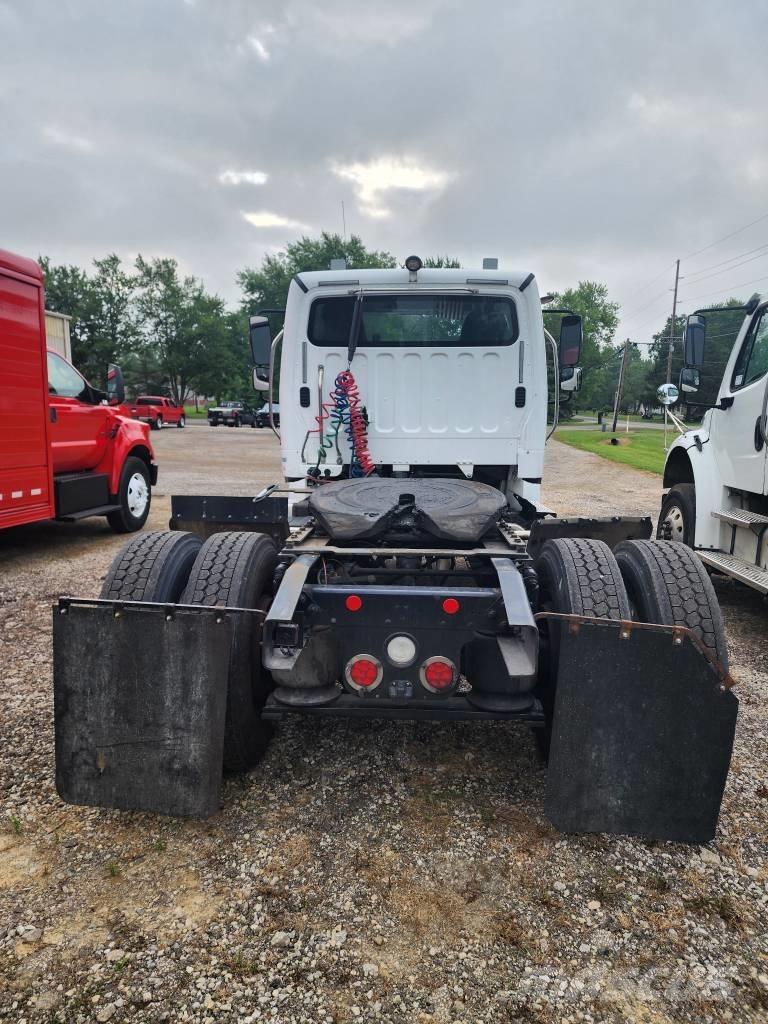 Freightliner M2 Prime Movers
