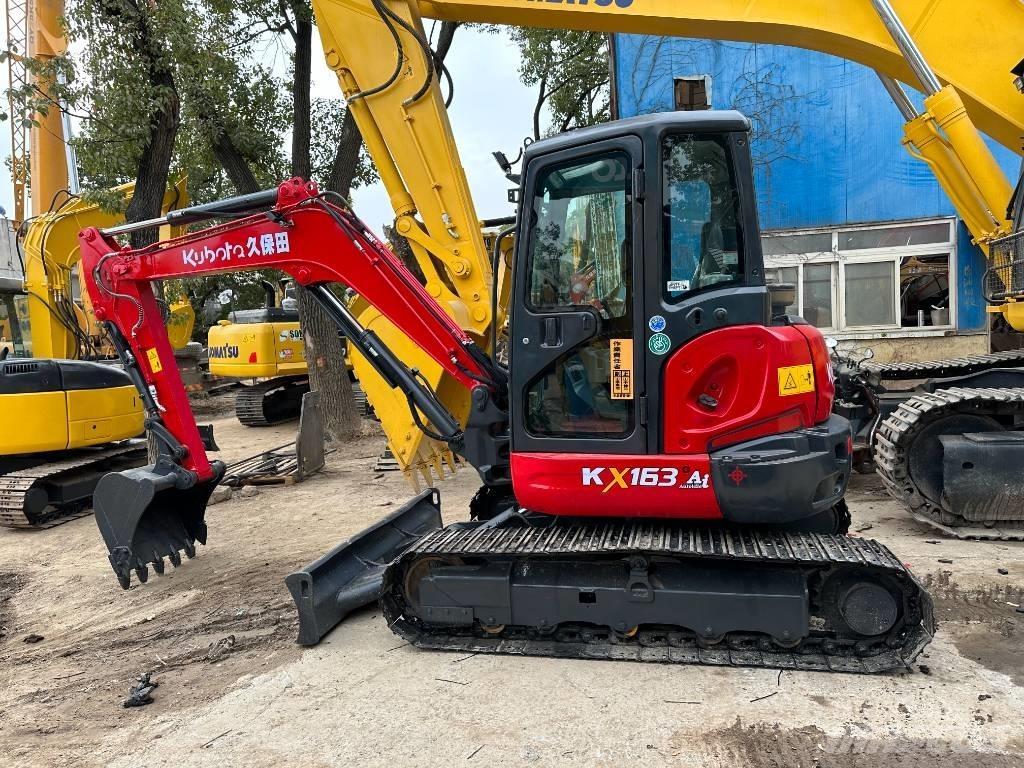 Kubota 163 Crawler excavators