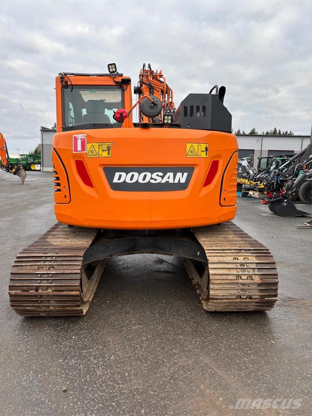 Doosan DX140LCR-5 Crawler excavators