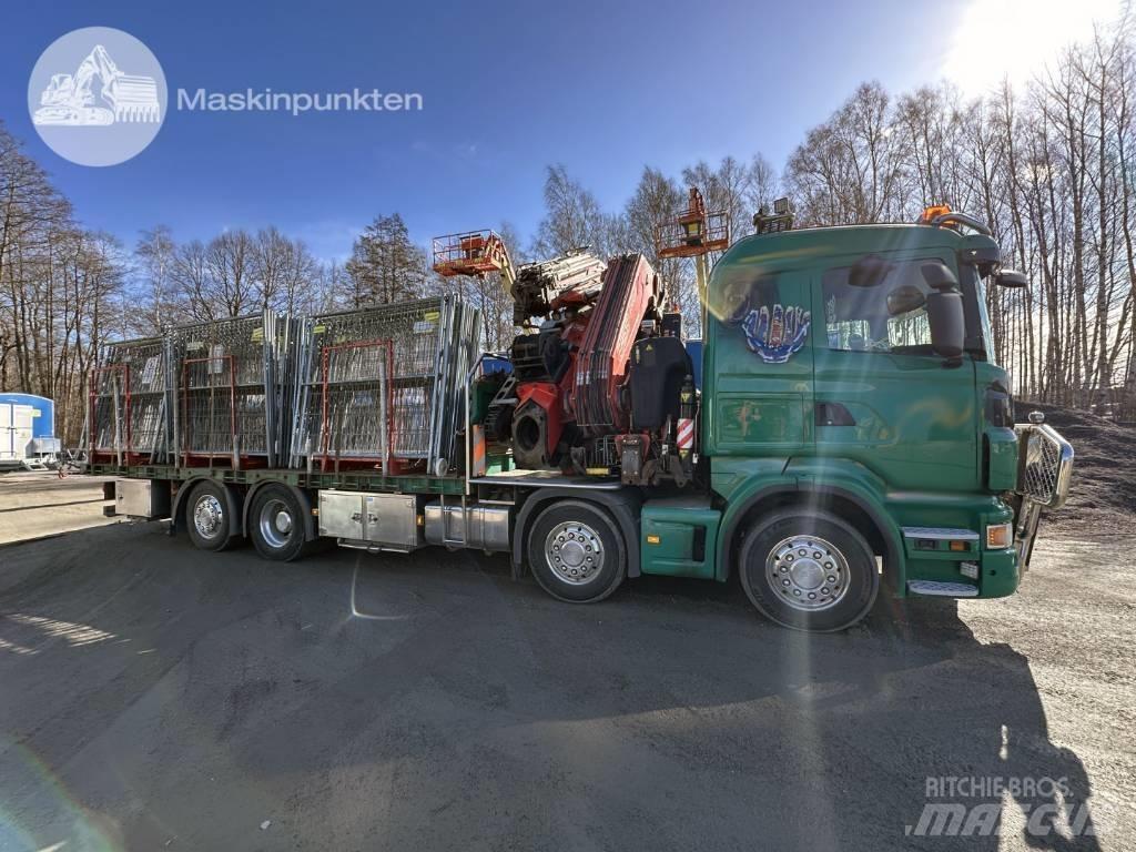 Scania R 440 LB Truck mounted cranes