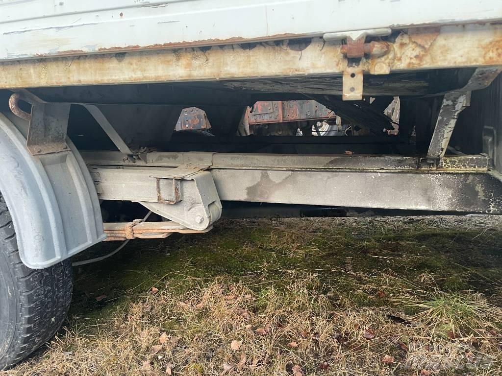 Mercedes-Benz 309D Box body