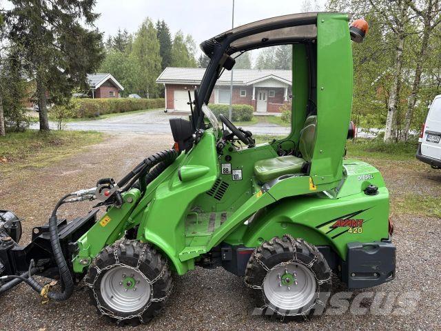 Avant 420 Mini loaders
