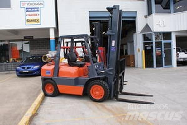 Toyota 52-6FG35 Other trucks