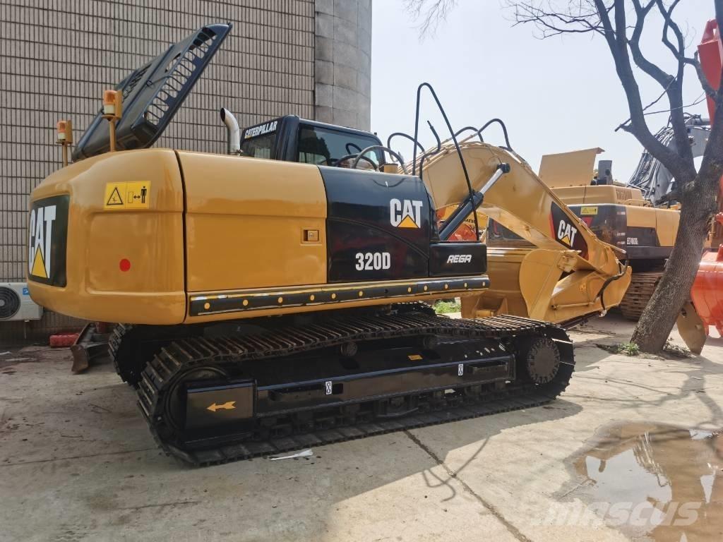 CAT 320 D2 Crawler excavators