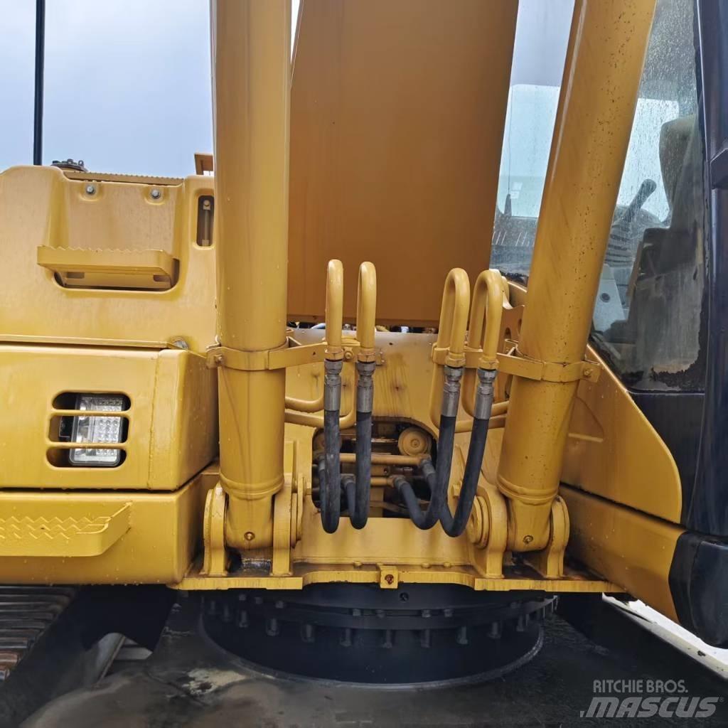 CAT 320 C L Crawler excavators