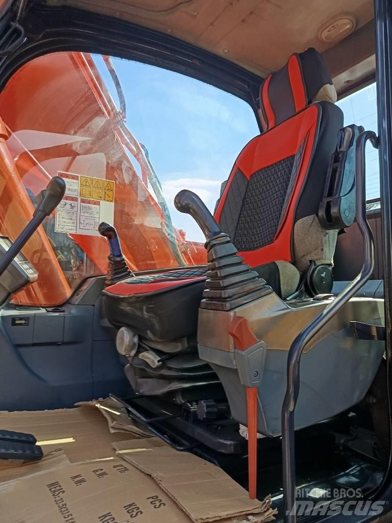 Doosan DX150 LC Crawler excavators