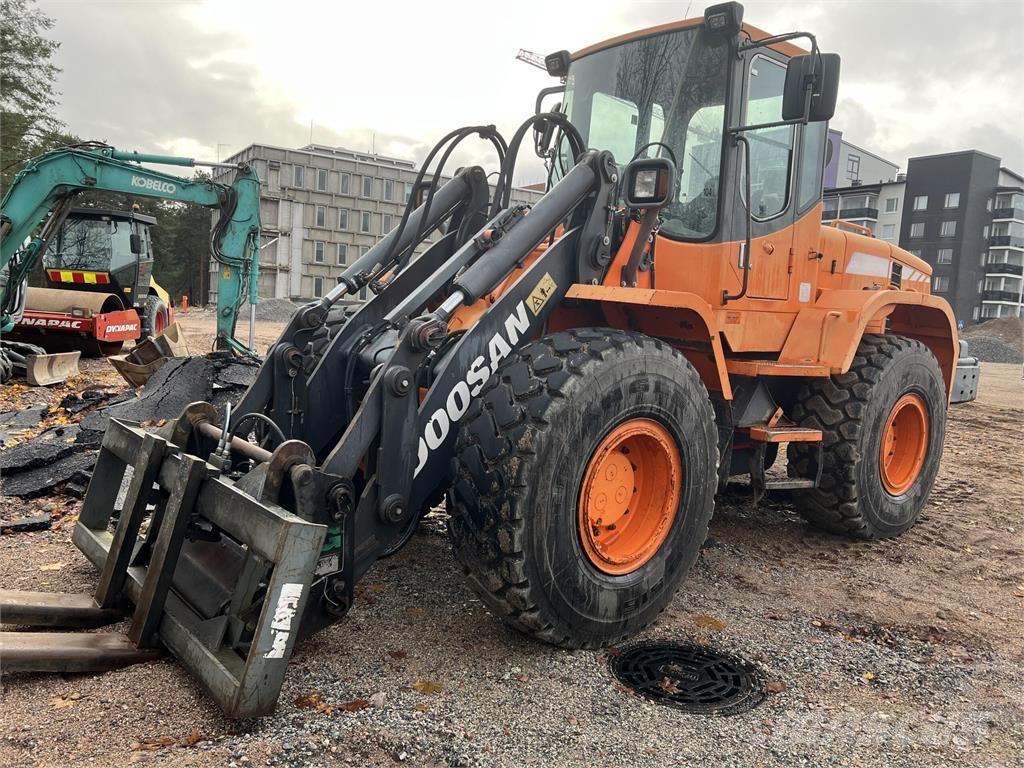 Doosan DL 200 Wheel loaders