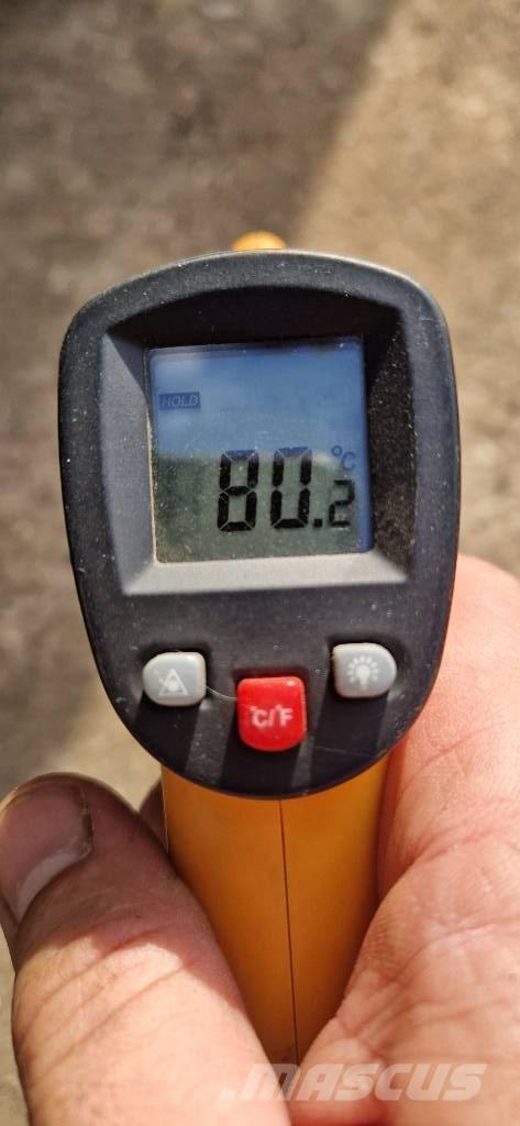 CAT AP300 Asphalt pavers