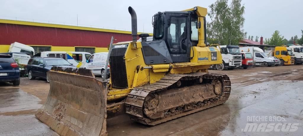 Komatsu D 61 EX-15 Crawler dozers