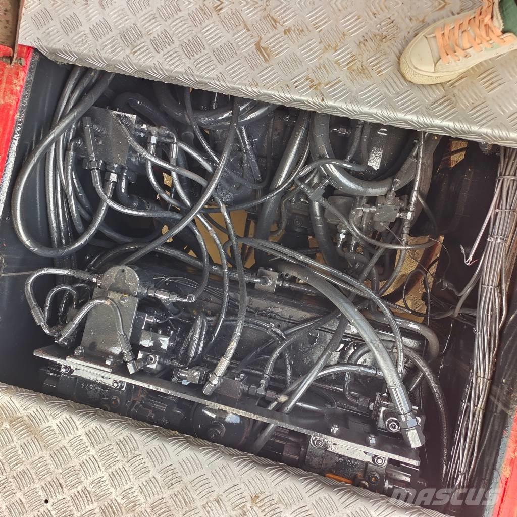 Kalmar DRF 450 Reach stackers