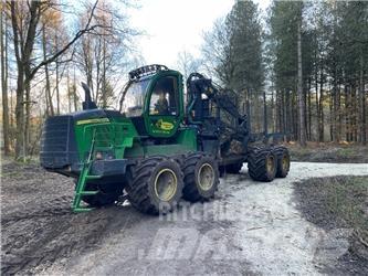John Deere 1110G Forwarders