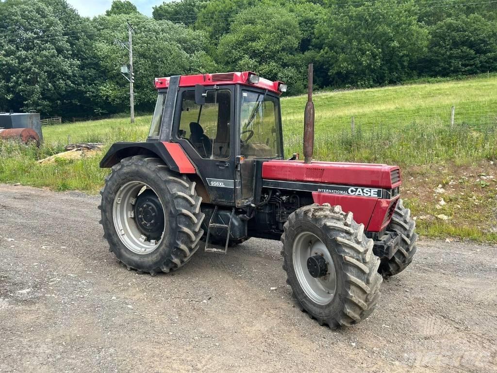 CASE 956XL Tractors
