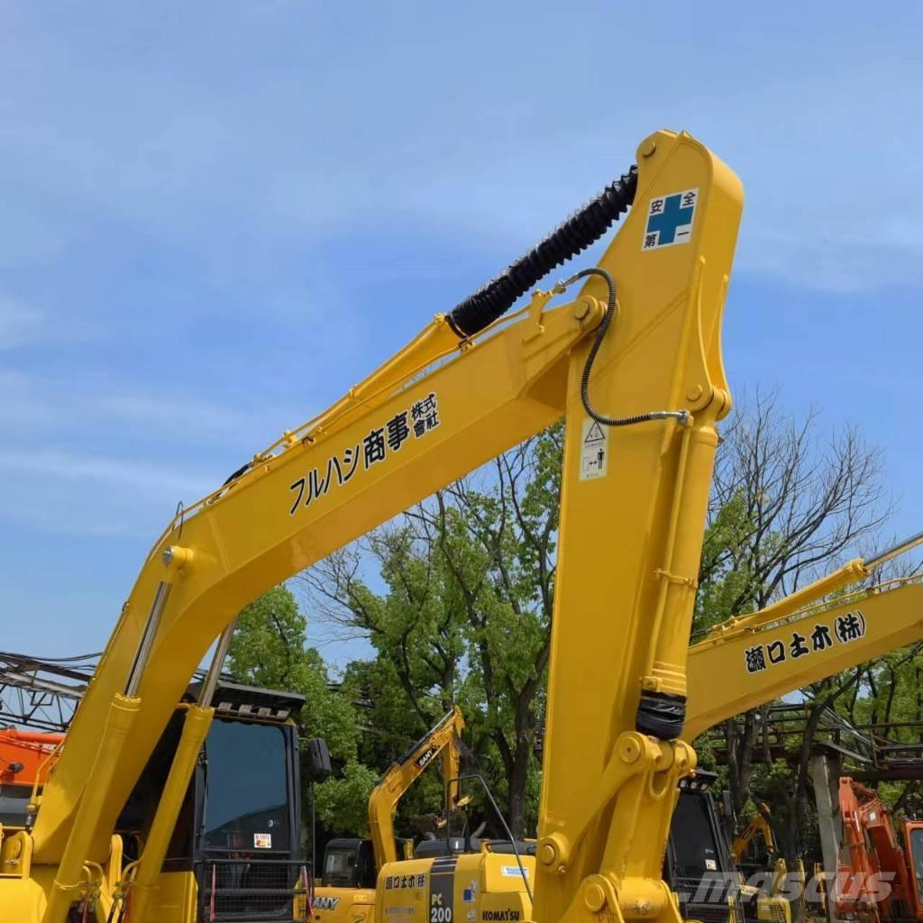 Komatsu PC 220-8 Crawler excavators