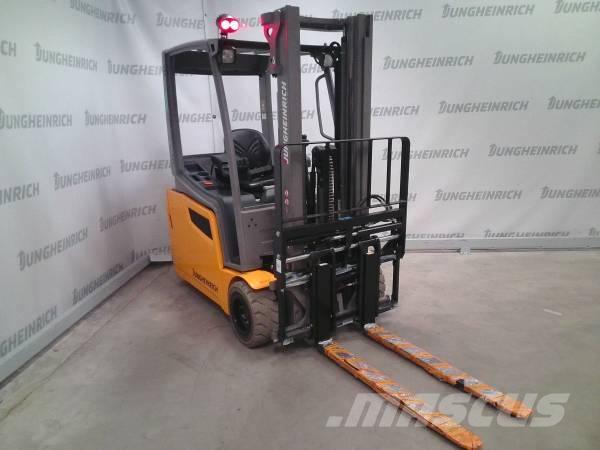 Jungheinrich EFG 220 Electric forklift trucks
