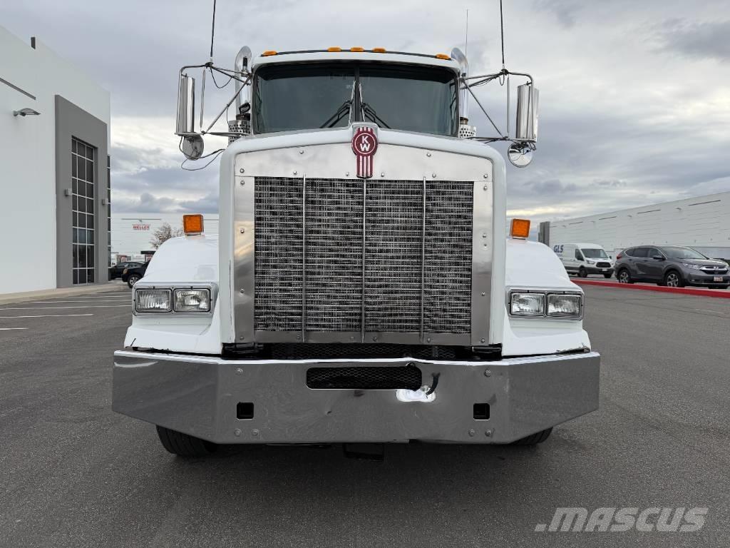 Kenworth T 800 Prime Movers