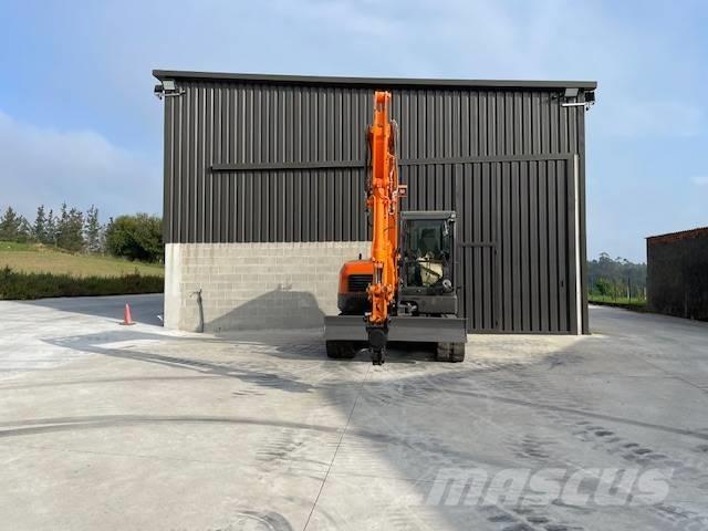 Doosan 85 Mini excavators  7t - 12t