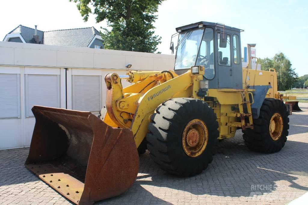 Furukawa 345 Wheel loaders