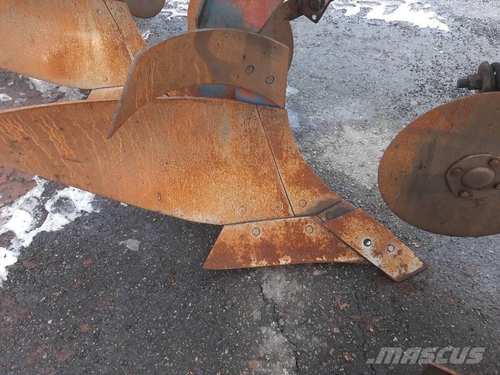Överum CV4978H Reversible ploughs