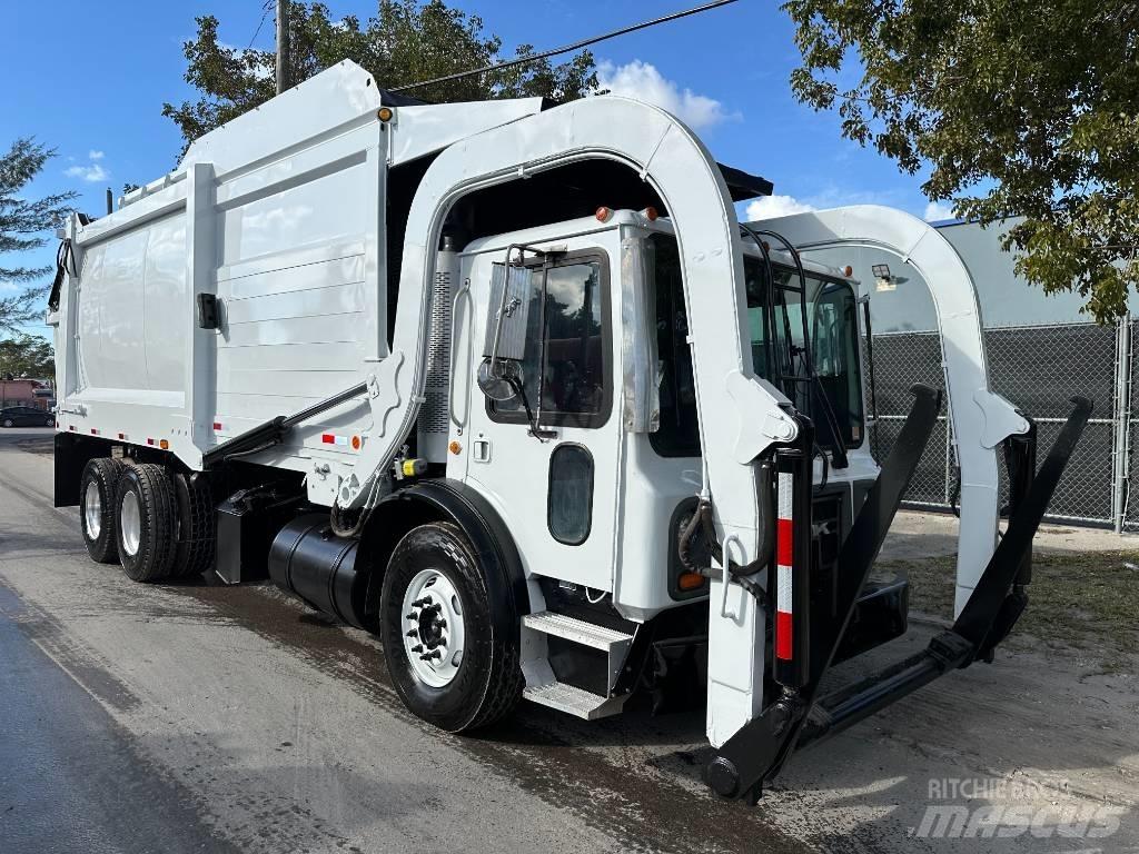 Mack MRU 613 Waste trucks