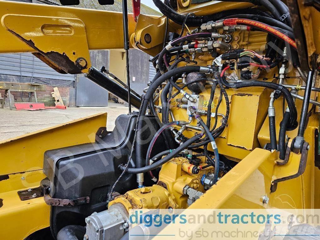 CAT 257 D Skid steer loaders