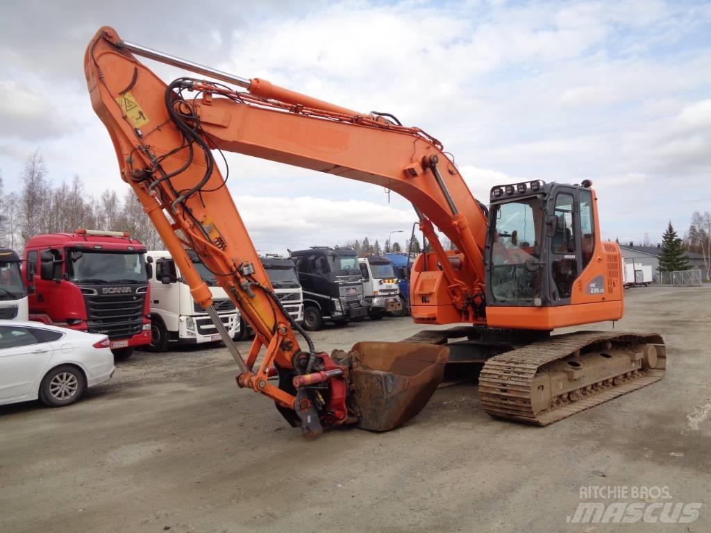 Doosan 235 LCR Crawler excavators