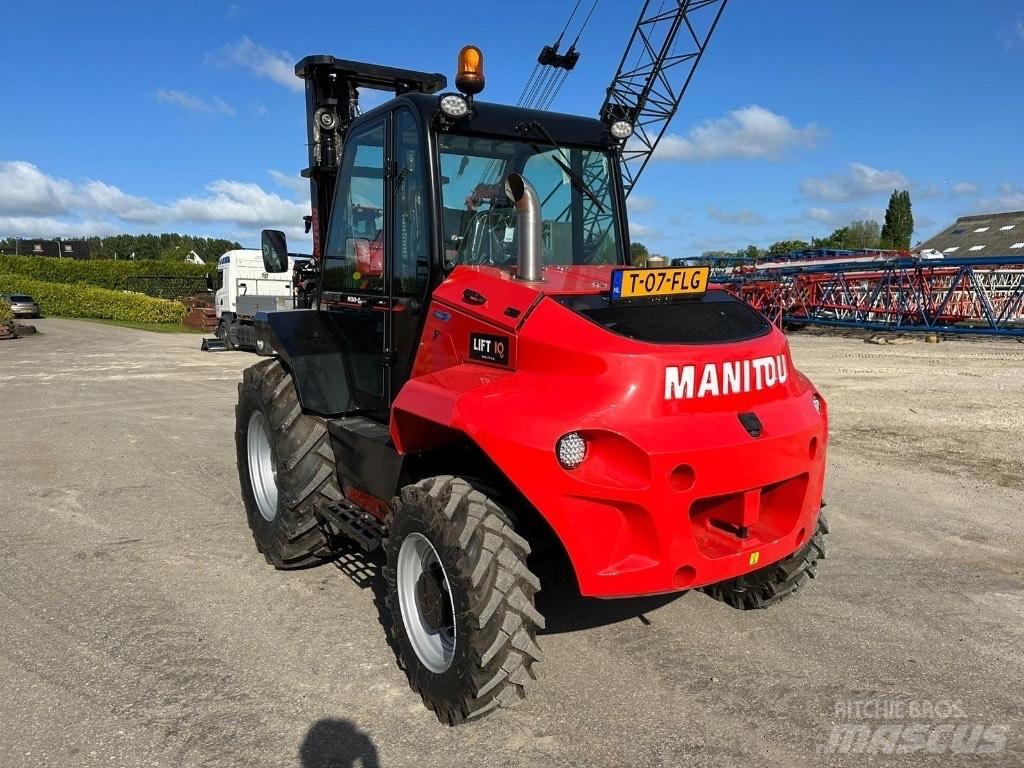 Manitou M 30.4 Rough terrain truck