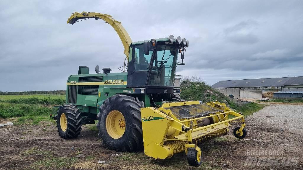 John Deere 6750 Forage harvesters