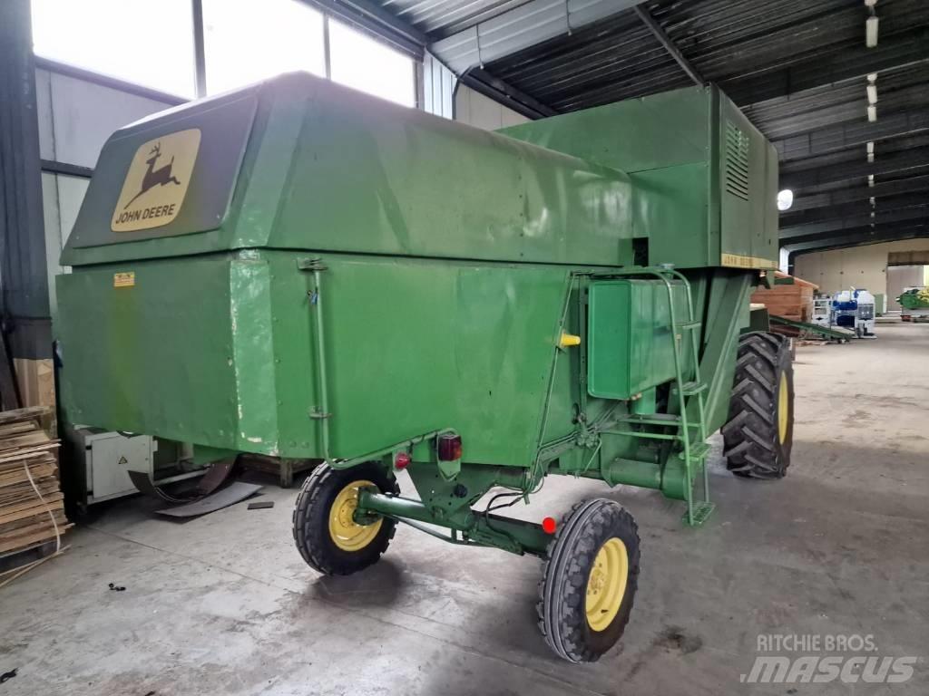 John Deere 952 Combine harvesters