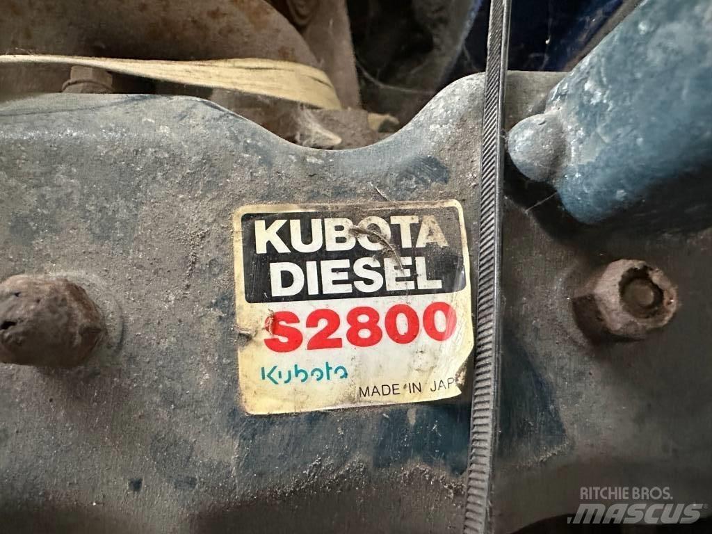 Kubota S2800 ENGINE Engines
