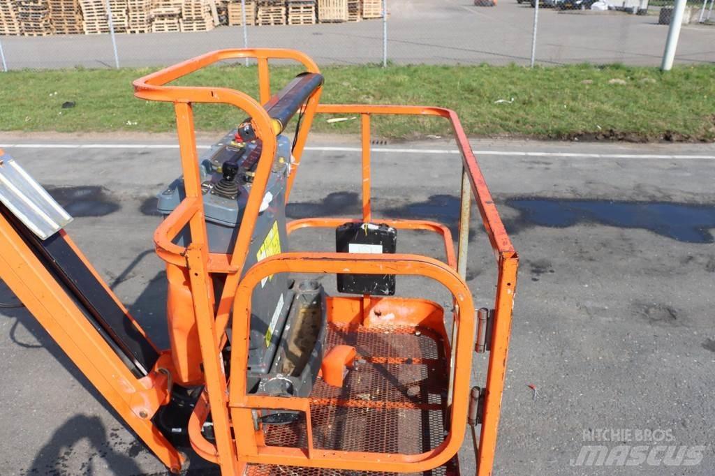 JLG M450AJ Articulated boom lifts