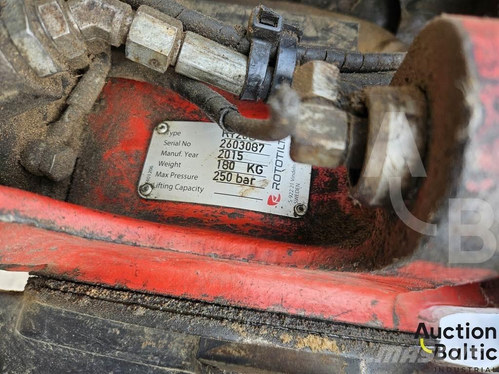 CAT 305.5E2CR Mini excavators < 7t (Mini diggers)