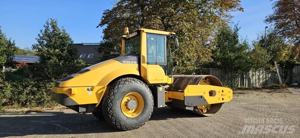 Volvo SD 135 B Single drum rollers