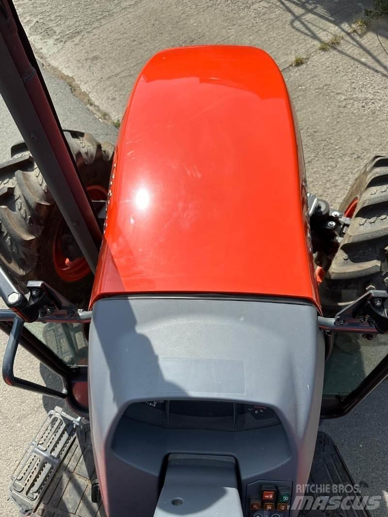 Kubota M4063 ROPS Tractors