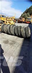 Bridgestone 13R22.5 Tyres, wheels and rims