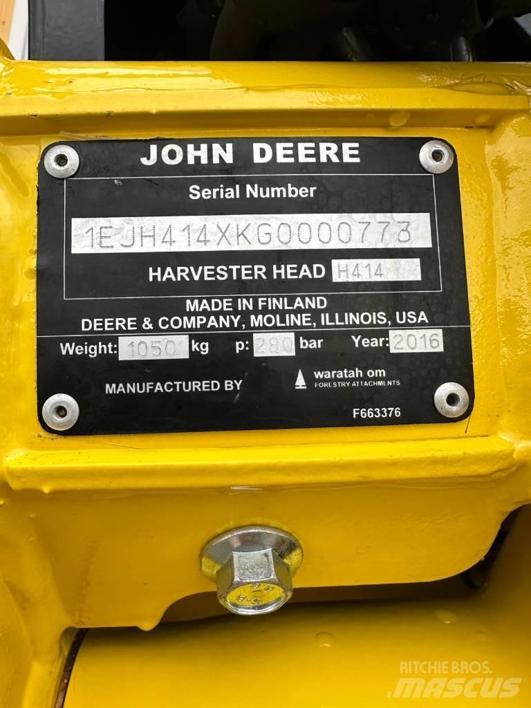 John Deere H 414 Harvester heads