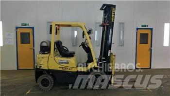 Hyster H2.5TX LPG trucks