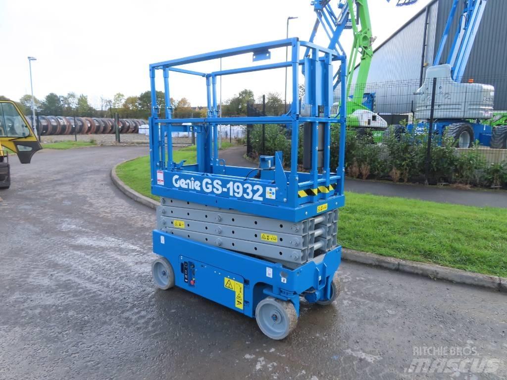 Genie GS 1932 Scissor lifts