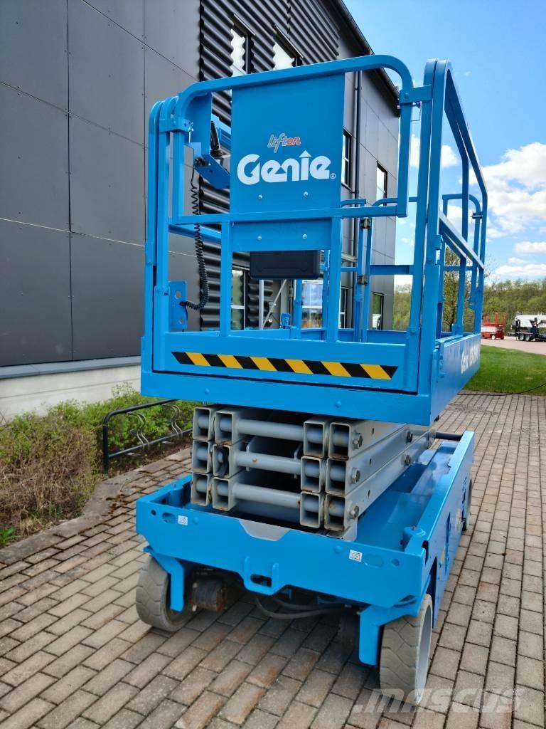 Genie GS 2646 Used Personnel lifts and access elevators