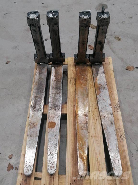 VORKENSET . Forks