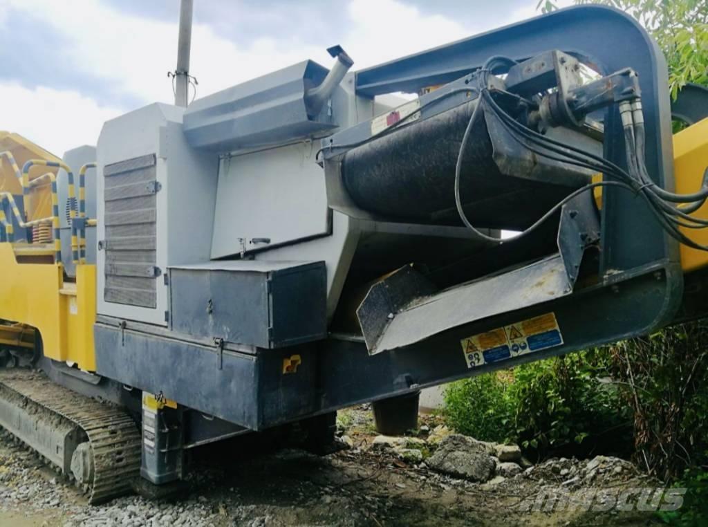 Sandvik QJ 240 Mobile crushers