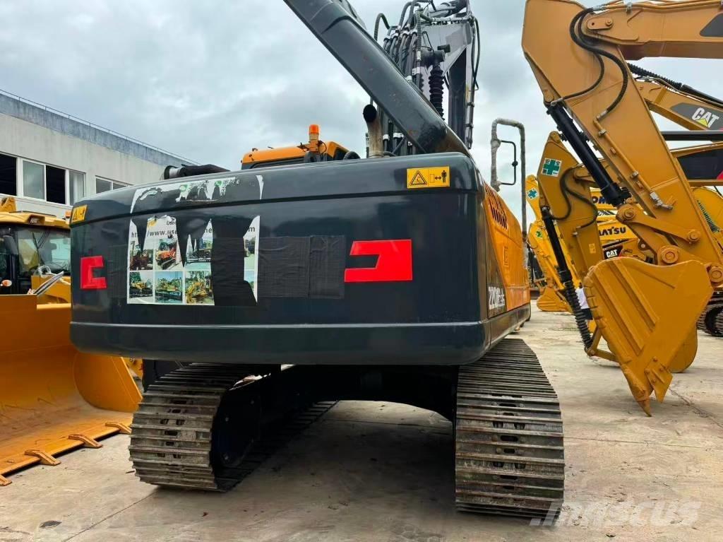 Hyundai R220LC-9S Mini excavators  7t - 12t