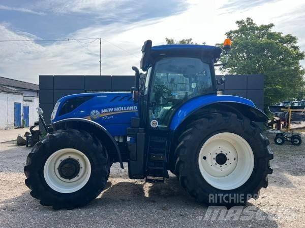 New Holland T7.225 Tractors