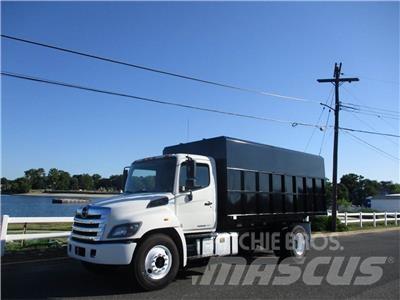 Hino 338 Wood chip trucks